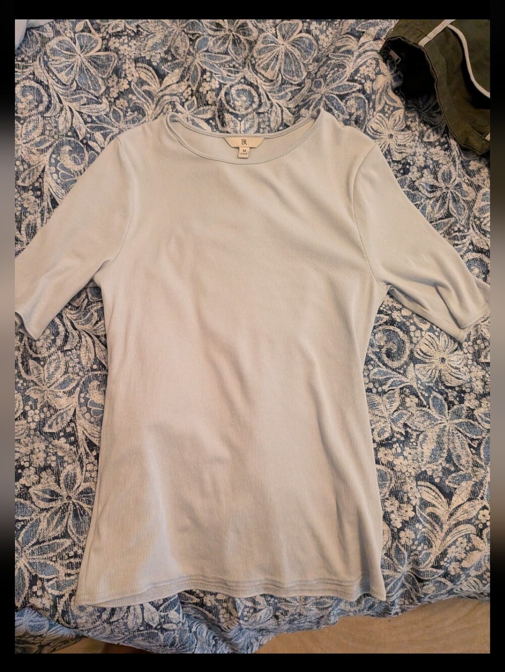Banana Republic Blue Ribbed 3/4 Tee